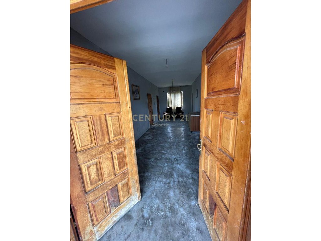Shtëpi 1+1 Në Shitje në Periferia Shijak - 85,000€ | 1600 m²