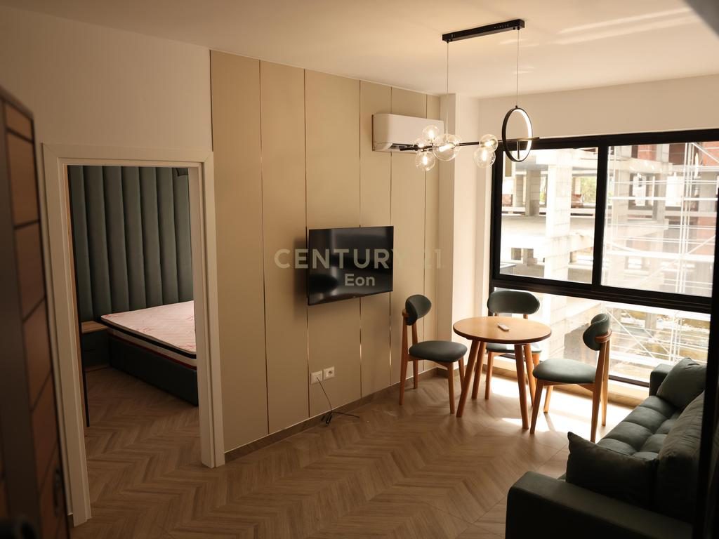 Apartament 1+1 për shitje në zonën e Malit të Robit !