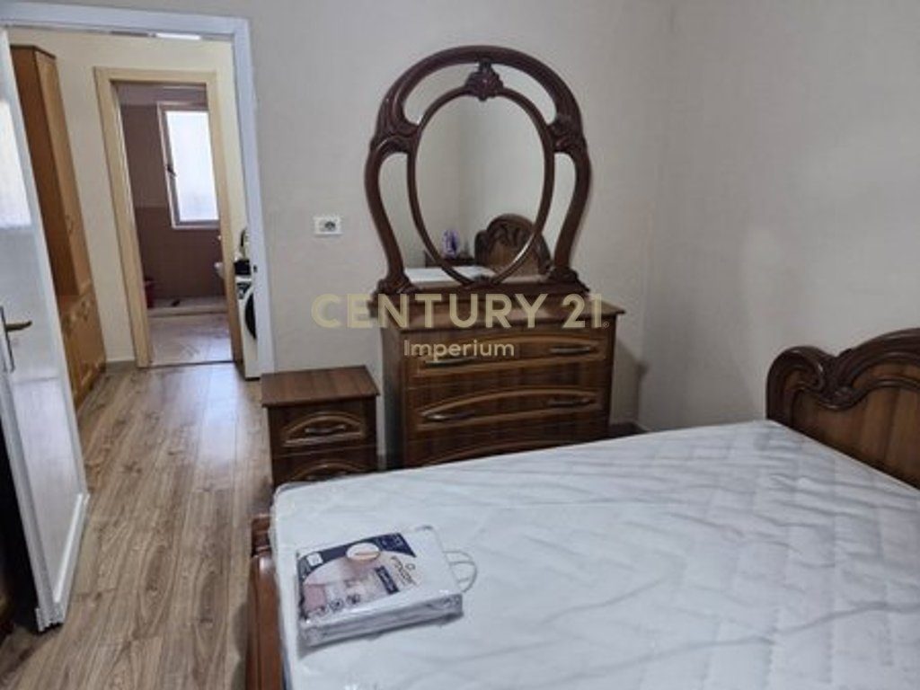 Jepet me Qira Apartament 1+1 tek Irfan Tomini