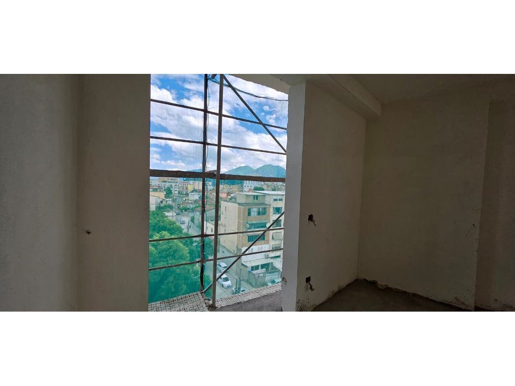 Apartament 1+1 për shitje – Ali Demi, Tiranë!!! 111,000 euro