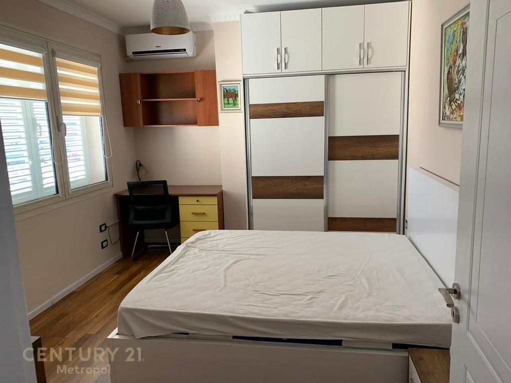 Jepet apartament 1+1 me qira prane Ambasades Amerikane!