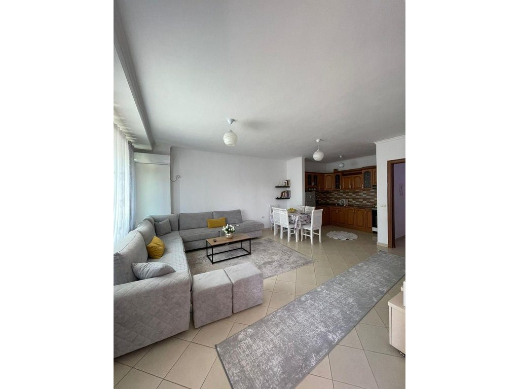 Shitet Apartament 1+1 + Ballkon pranë QTU