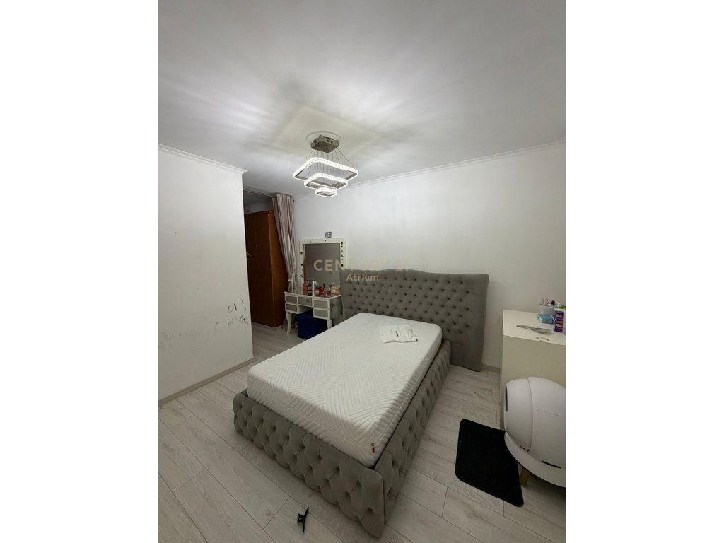 APARTAMENT PER SHITJE 3+1+2 NE KOMUNEN E PARISIT!!!