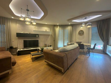 APARTAMENT 1+1 PER QIRA NE ALI DEMI