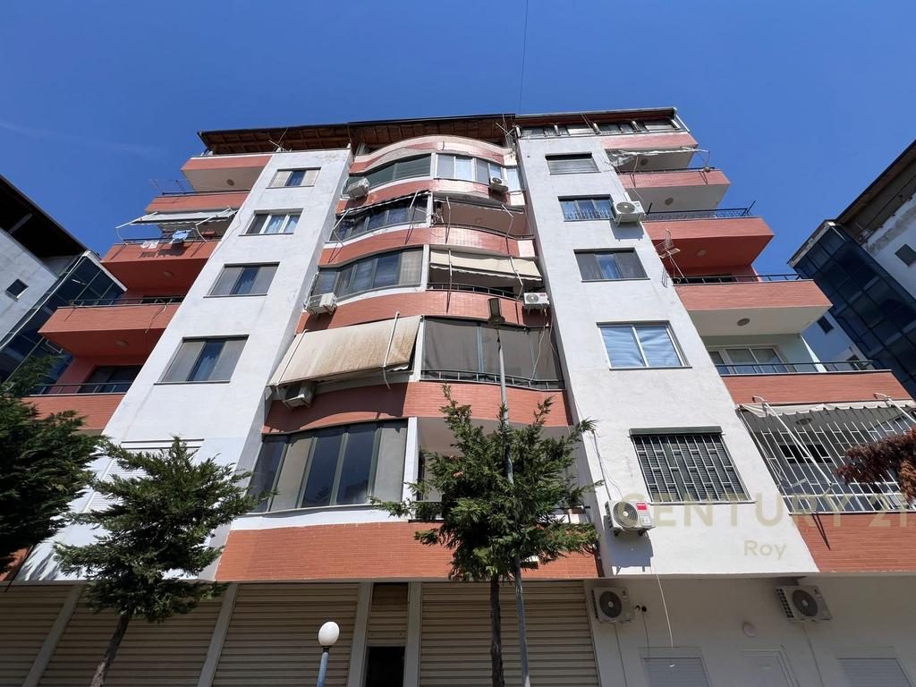 Apartament 1+1 per shitje tek Miami 2 ne Golem !!!