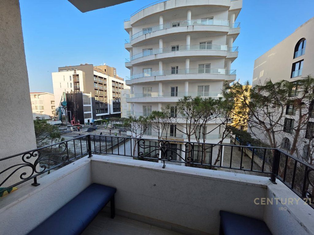 Apartament 1+1 per shitje ne Qerret! Direkt pas hotel Bounty!