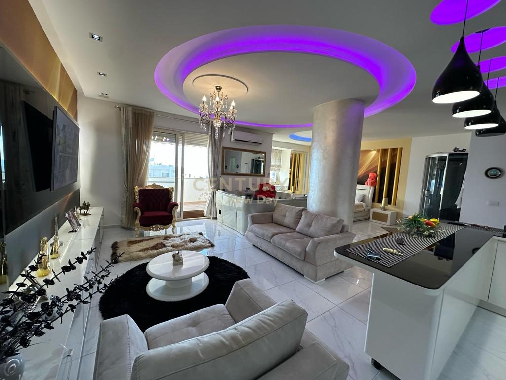 Shitet Apartament + Garazh me pamje deti Plazh, Durrës - 250,000€