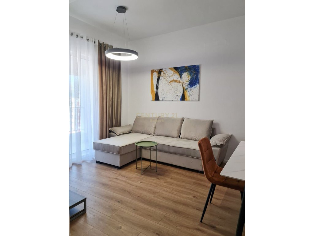 Jepet me qira apartament 1+1 në Alidem