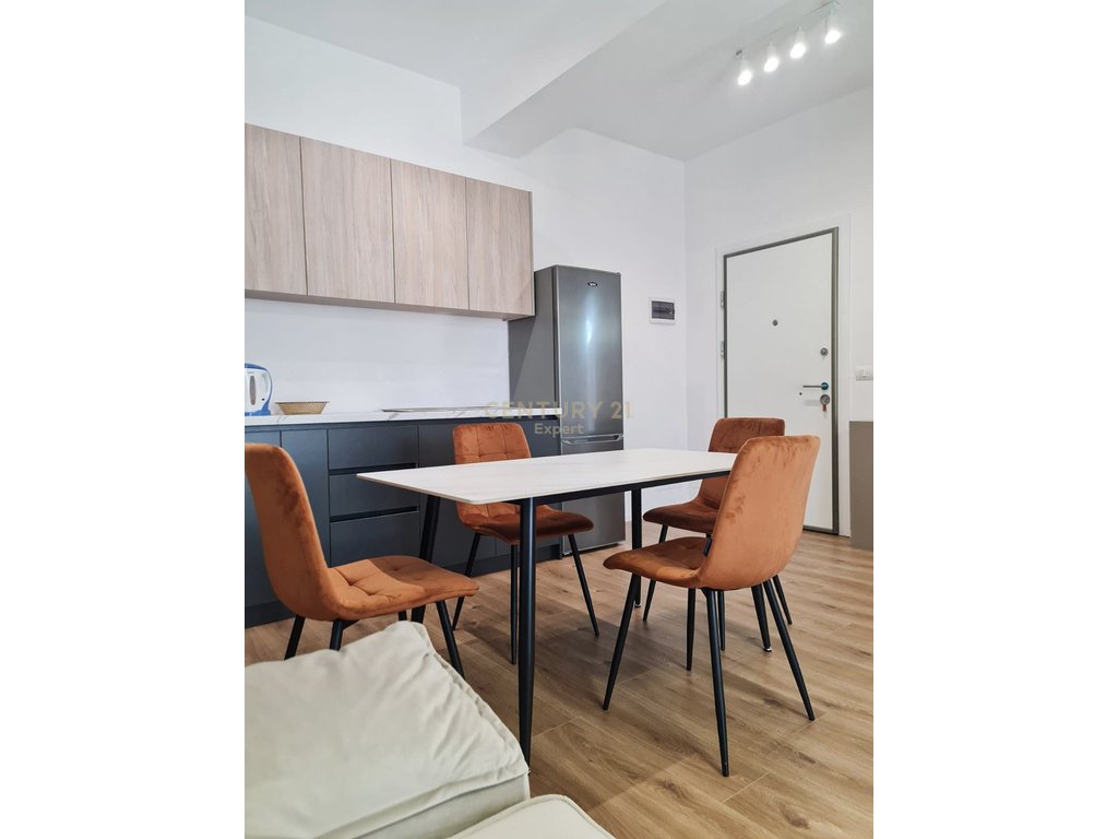 Jepet me qira apartament 1+1 në Alidem