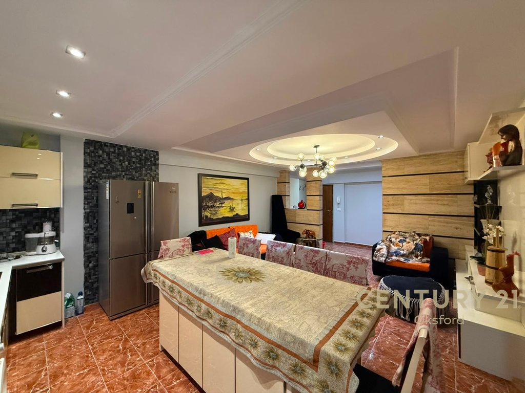 EKSKLUZIVE!SHESIM APARTAMENT 2+1 ,BUZE RRUGES "DRITAN HOXHA",TIRANE!