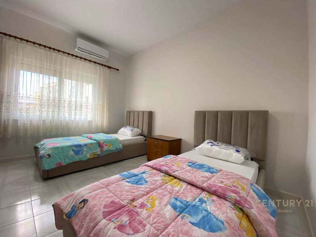 ME QIRA APARTAMENT 2+1 PRANE PROKURORISE SE TIRANES