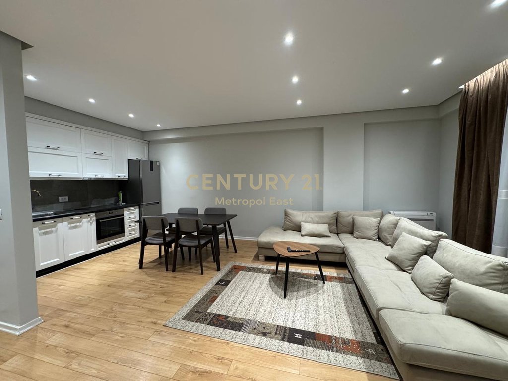 Jepet me qira apartament modern 2+1+2, Rruga e Dibres