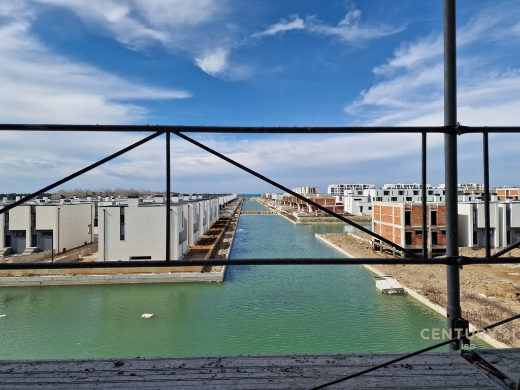 GARSONIERE E PERSHTATUR LEHTESISHT NE 1+1 TEK TURQUOISE  MARINA!