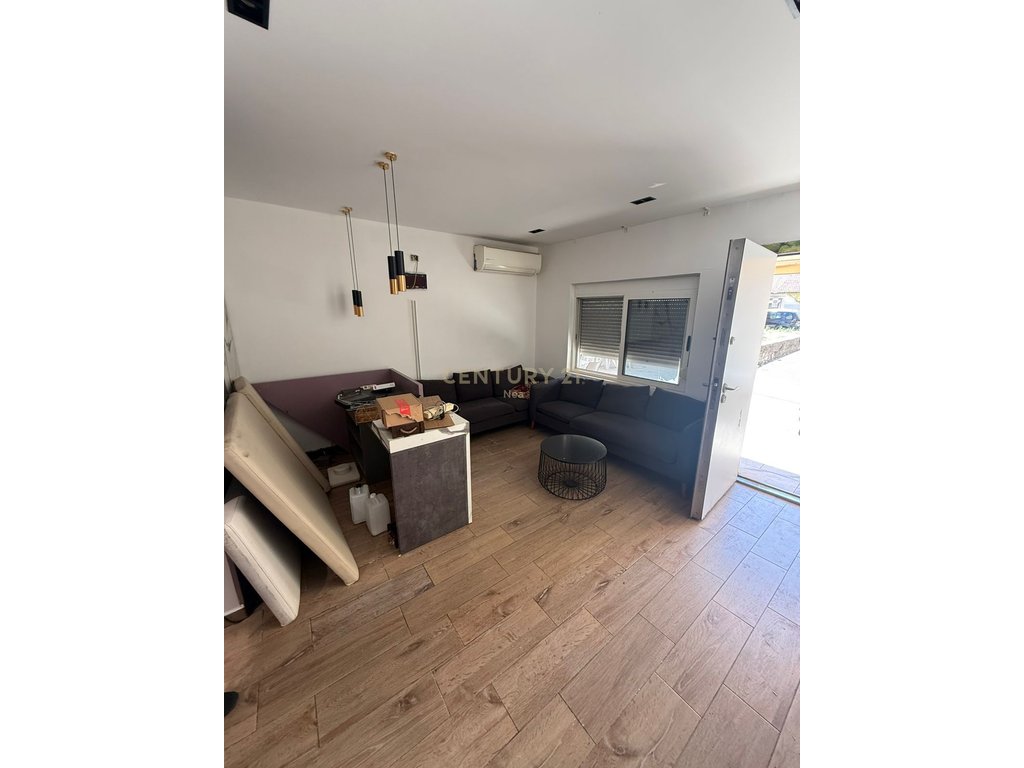 Hapësirë Multifunksionale 4+3 për Shitje në Tirana e Re, 99 m²