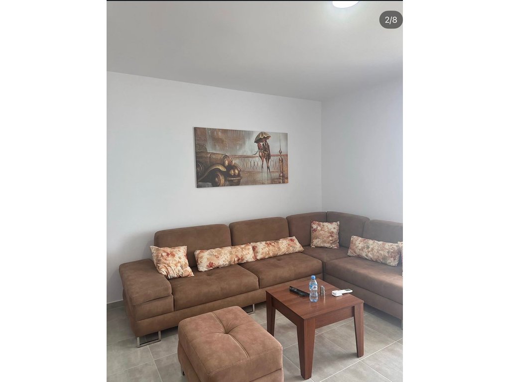 SHITET APARTAMENT ,ME PAMJE NE DET, 2+1+GARAZH  NE RRUGEN "DHIMITER KONOMI",!