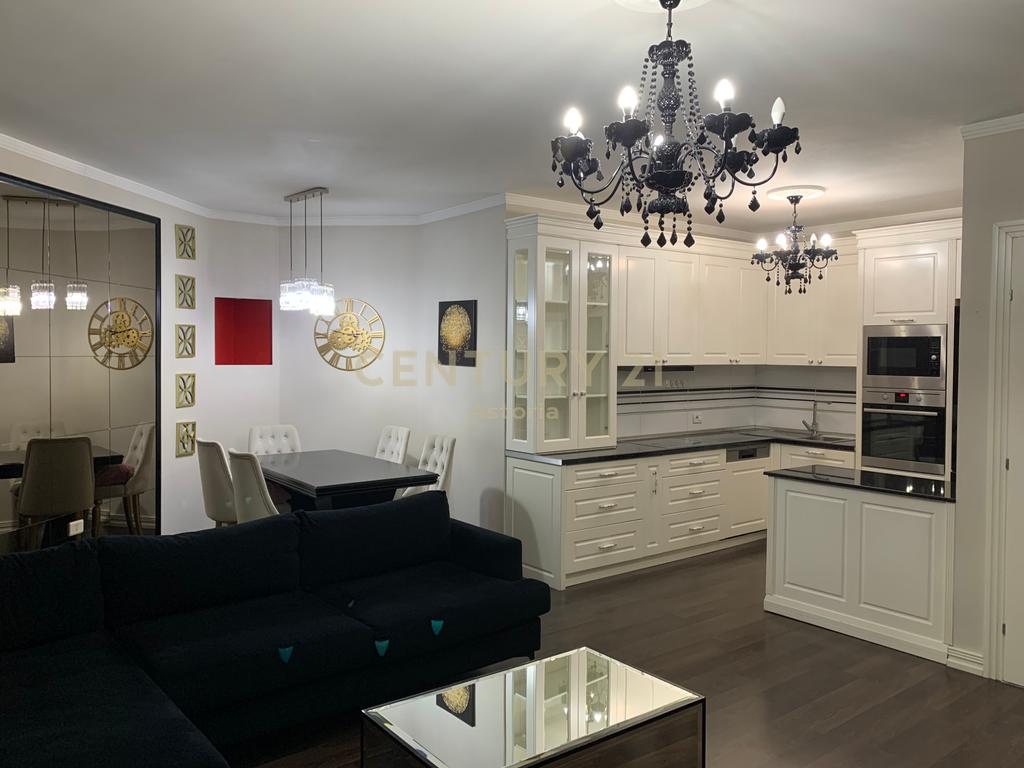 Jepet me qira apartament i bollshëm 2+1+2 me ballkon të mbyllur