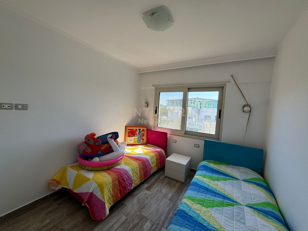 APARTAMENT 2+1 PER SHITJE NE MALIN E ROBIT!