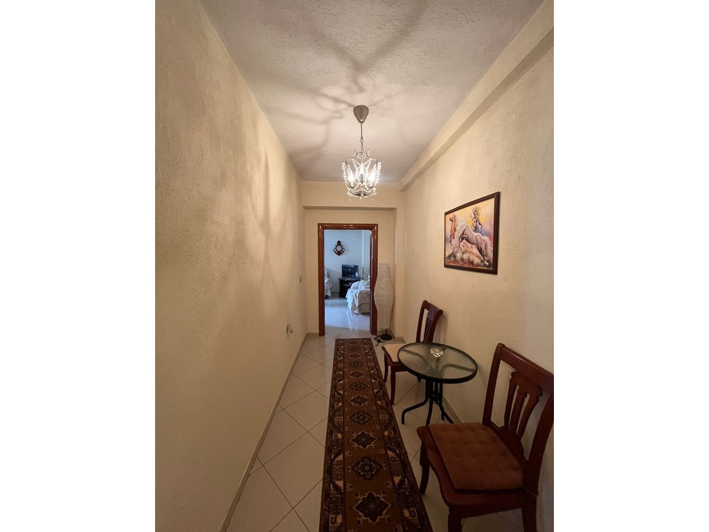 APARTAMENT 2+1 PËR SHITJE NË POGRADEC – PRANË STADIUMIT, ME PAMJE NGA LIQENI DHE KALAJA !!