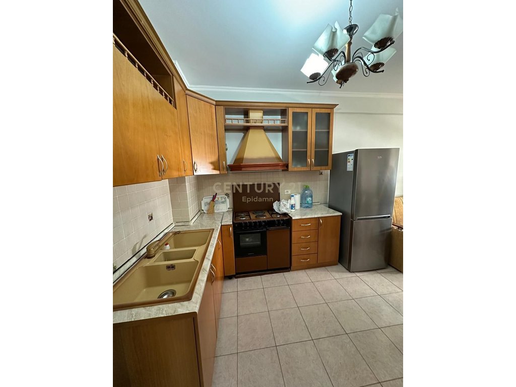 Apartament 2+1 Me Qira në Plazh, Durrës - 470€