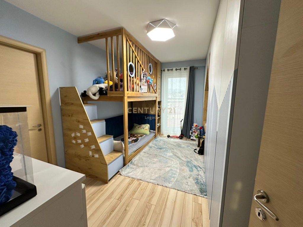 Apartament 2+1 – Për Shitje – Qyteti Studenti, Kompleksi Ana, Tiranë