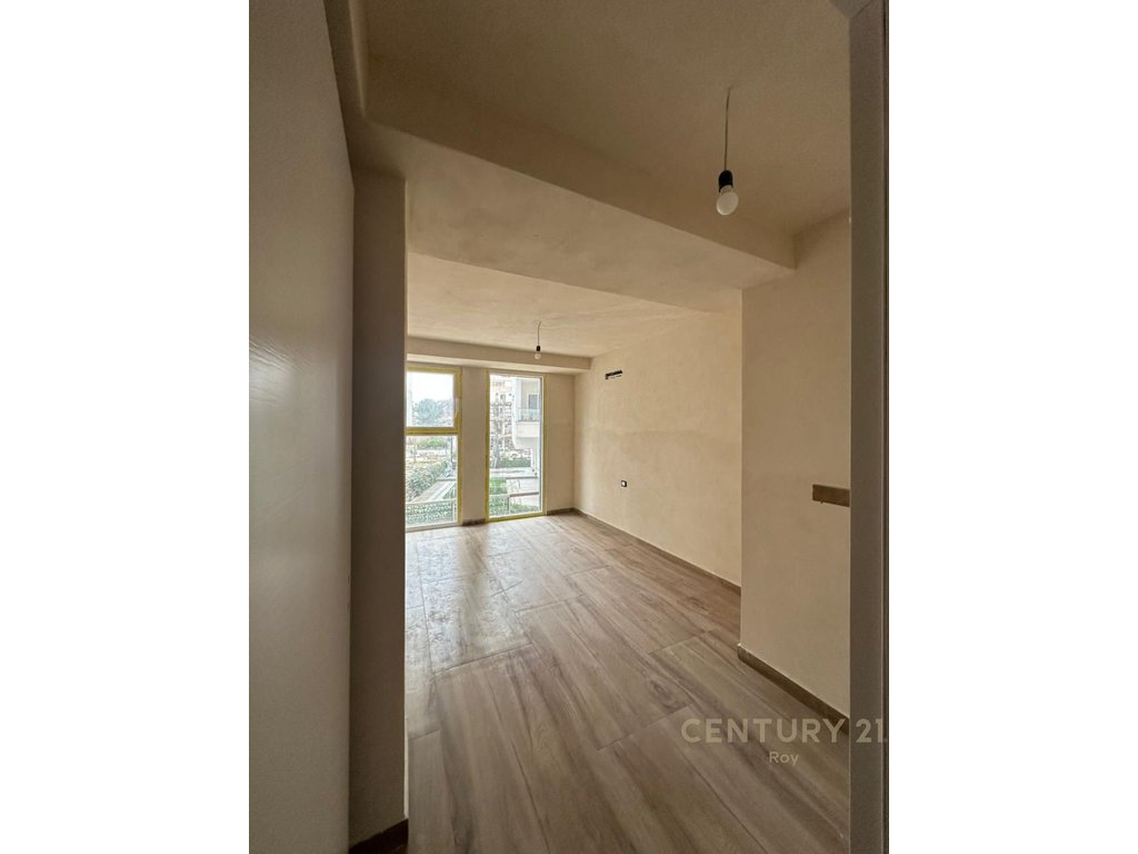 Duplex 2+1+2 Në Shitje në Mali i Robit, Durrës - 170,750€ | 126 m²