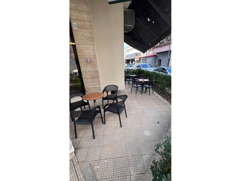Bar / Restorant 1+1 Në Shitje në Kinostudio, Tiranë - 140000€ | 50 m²