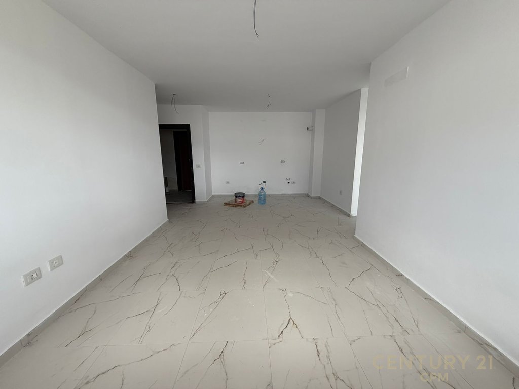Apartament 1+1 Per Shitje!