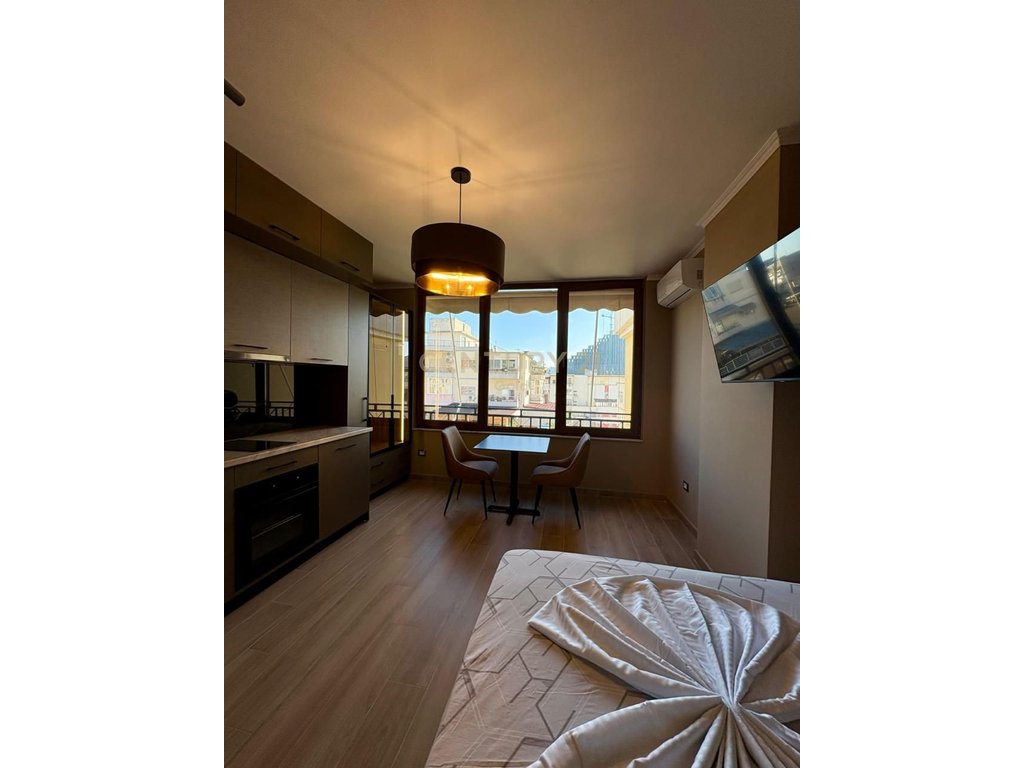Dy Super Studio Moderne ne Myslym Shyr per shitje, Ideal për Airbnb !