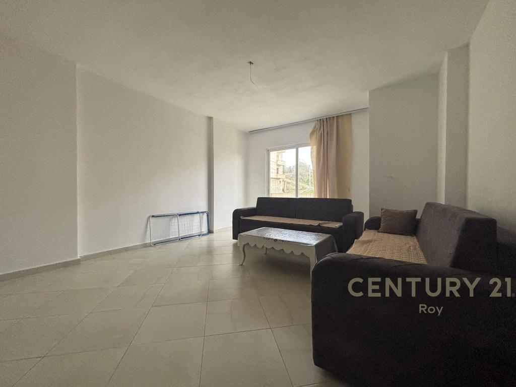 APARTAMENT 1+1 PER QIRA NE SHKEMBIN E KAVAJES!