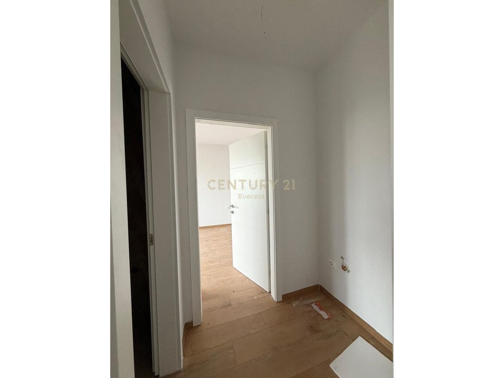 RR. JORDAN MISJA, JAPIM APARTAMENT/ZYRE PER QIRA!