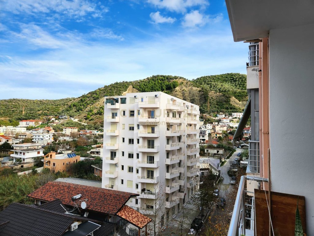 SHITET APARTAMENT 1+1 PRANE LUNGOMARE 1