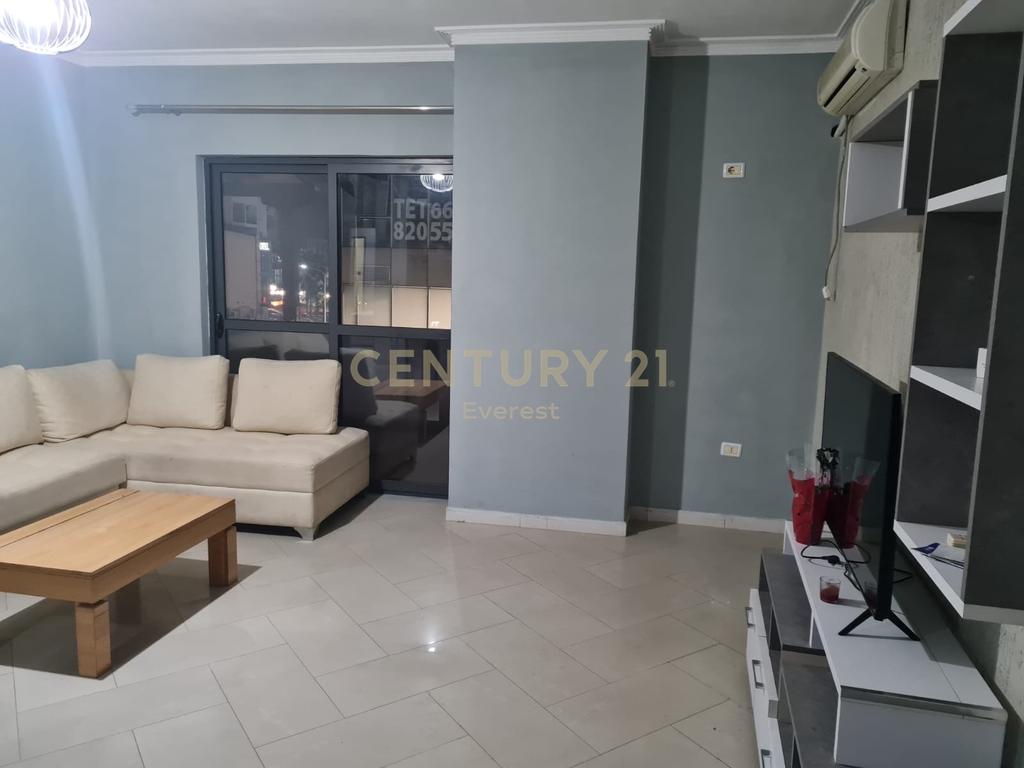 ASTIR, JAPIM ME QIRA APARTAMENT  2+1+2
