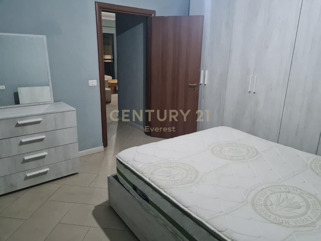 ASTIR, JAPIM ME QIRA APARTAMENT  2+1+2