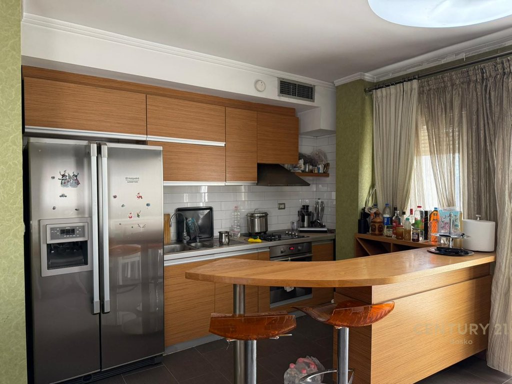 SHITET, APARTAMENT  2+1+2 ME GARAZH NE HYRJE TE DON BOSKO‼️