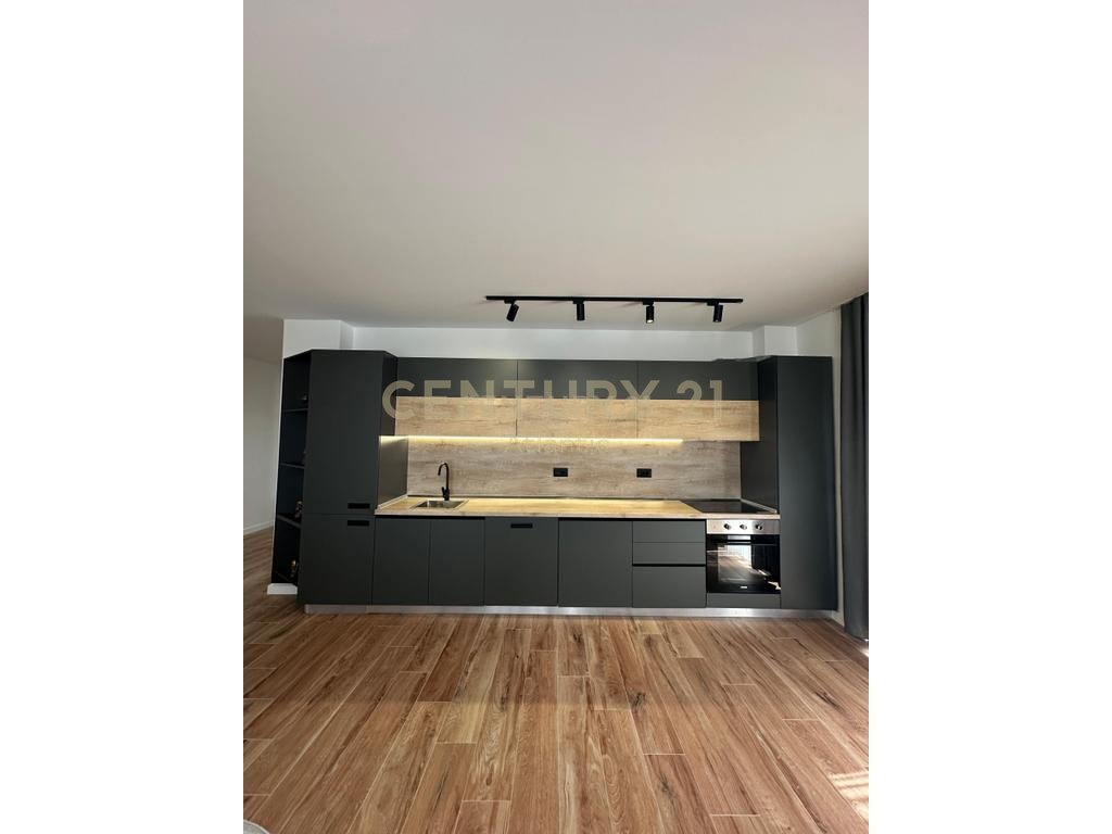 Apartament 2+1+2 për Shitje në Plazh, Durrës ME PAMJE DETI