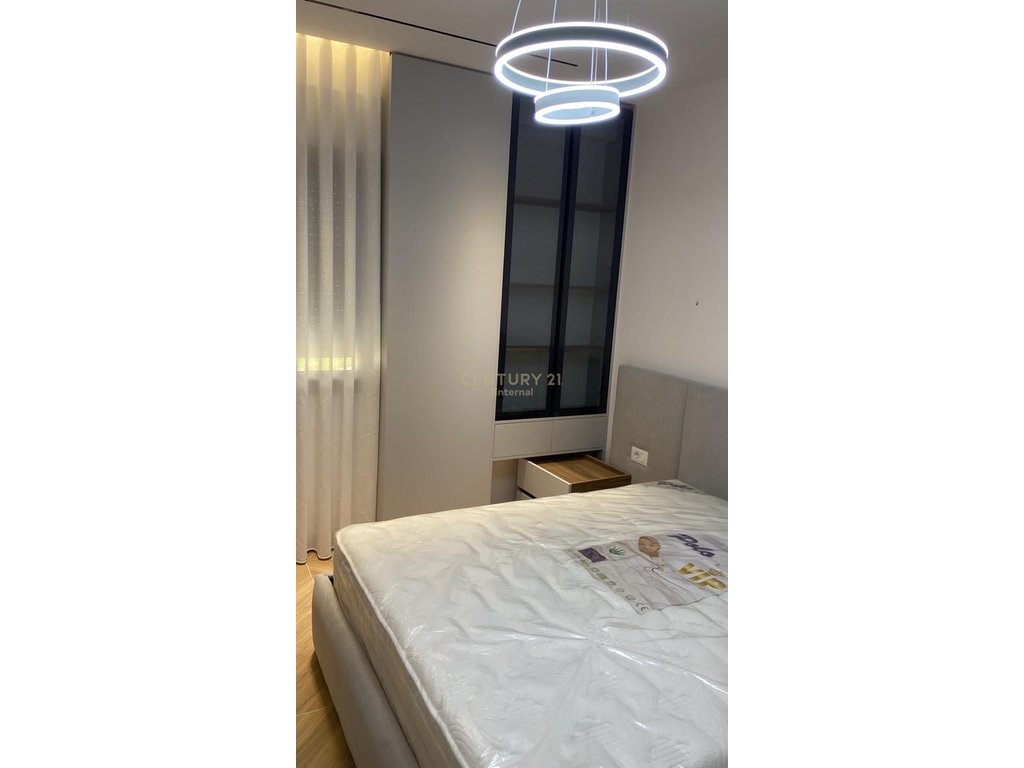 Jepen 2 apartament per qira  ne Rezidencen Oasis ne Astir .