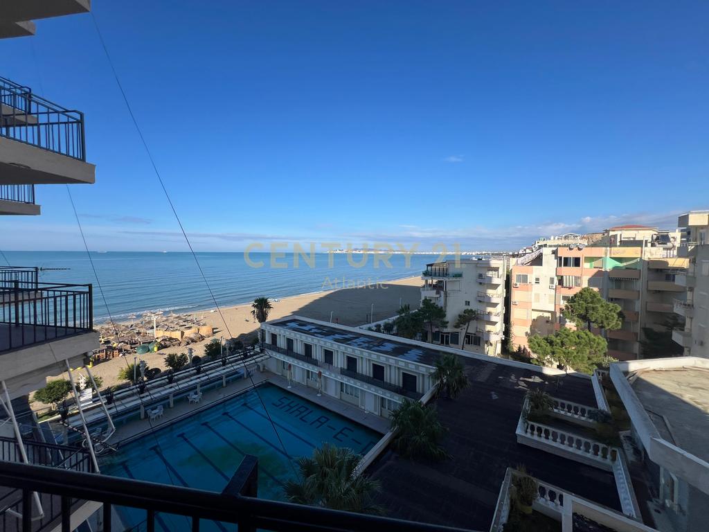 Apartament 1+1 me pamje ballore deti ,në shitje në Golem, Durrës.