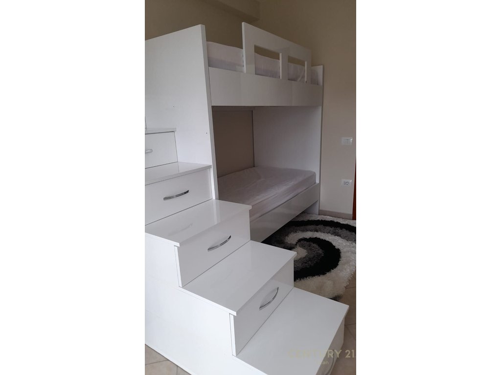 JEPET ME QIRA APARTAMENT 2+1 NE ASTIR!