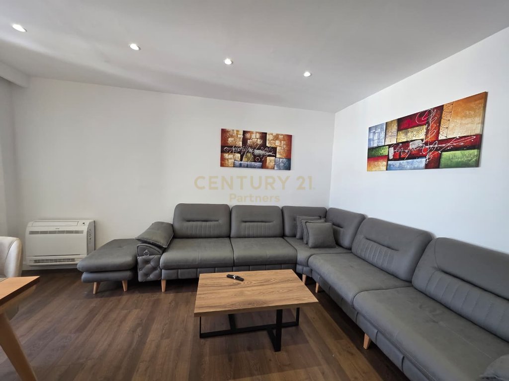 Apartament 2+1+2 Me Qira në Rrugën Mine Peza, Tiranë -  | 90 m²
 (i gatshëm për AirBnB)