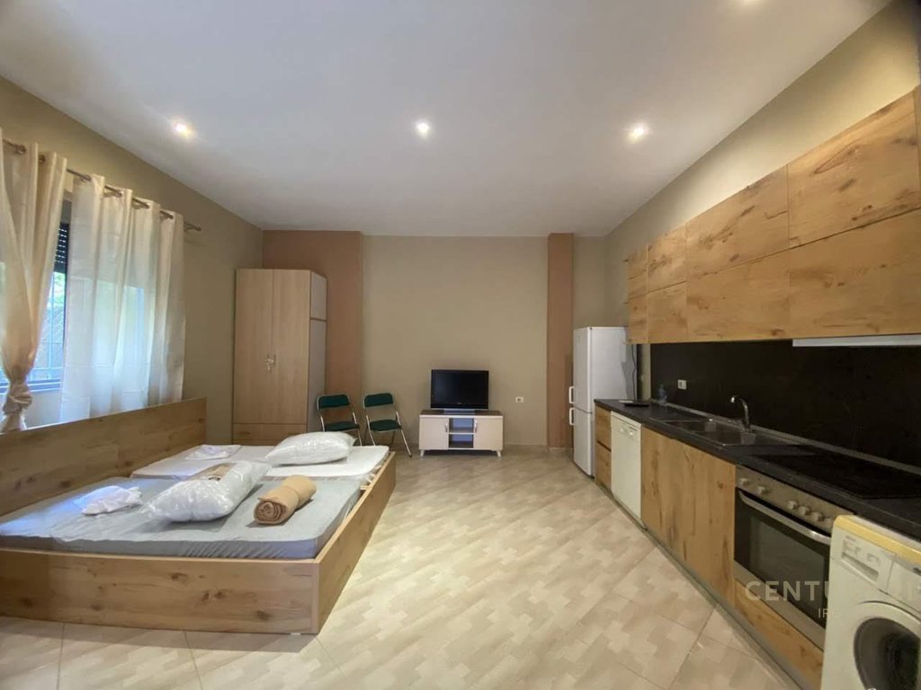 2 GARSIONERE TE KODRA E DIELLIT!