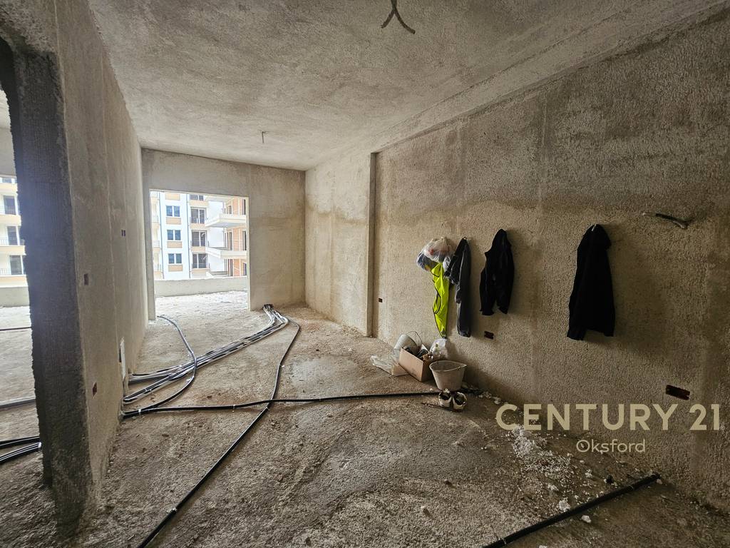 SHITET APARTAMENT 2+1 PLUS LAVANDERI TEK FUSHA E AVIACIONIT!