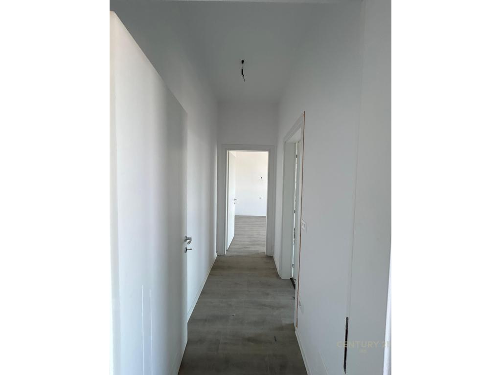 APARTAMENT 2+1+2 TEK TIRANA GARDEN BUILDING