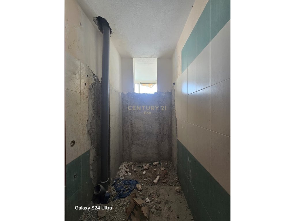 SHITET APARTAMENT 1+1 VIJE E PARE ME DETIN, PLAZH, DURRES !