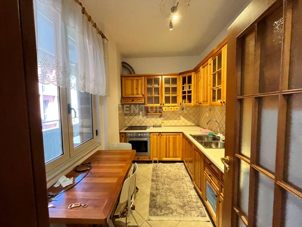 BLLOK – SHITET APARTAMENT 2+1+2 ME 100 m² VERANDË