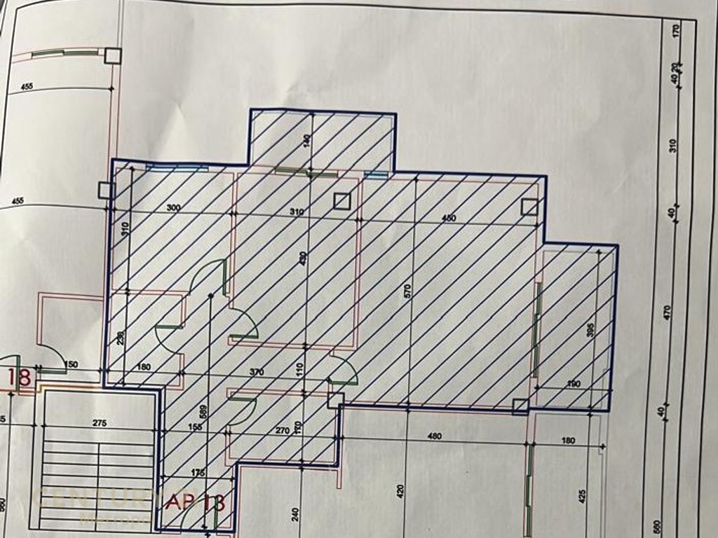 Apartament 2+1+2 me 2 Ballkone në Shitje pranë Radisson Hotel te liqeni i thate