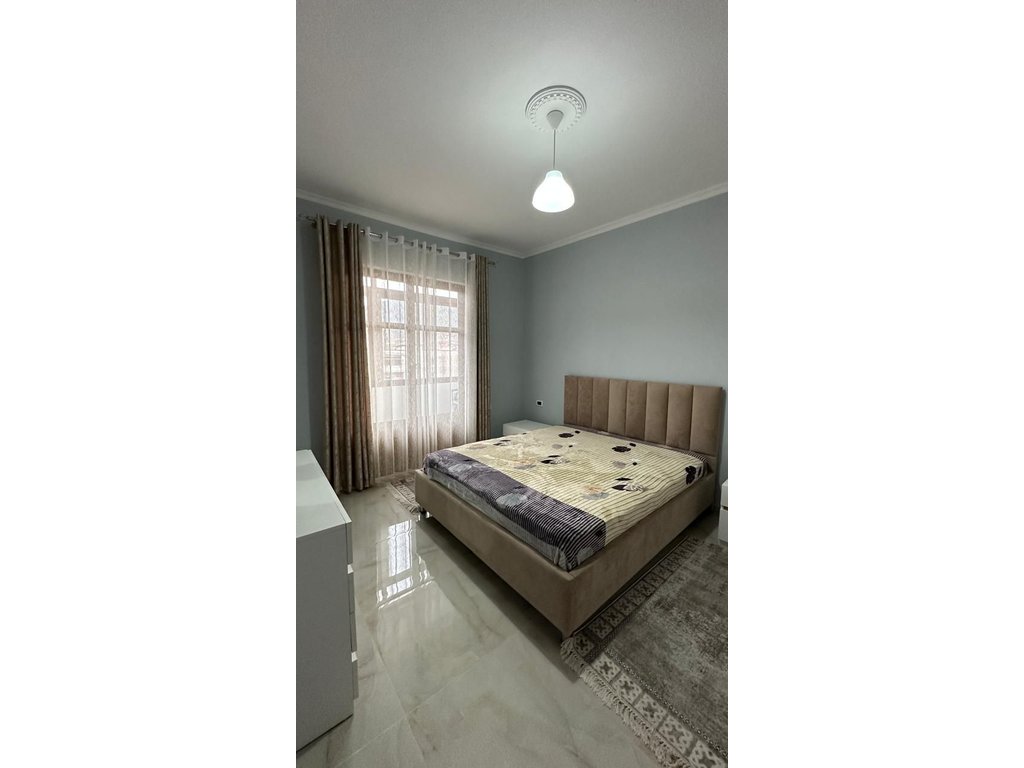 OKAZION, POGRADEC APARTAMENT 1+1 NE SHITJE ME ÇMIM TË DISKUTUESHMËM !!!!