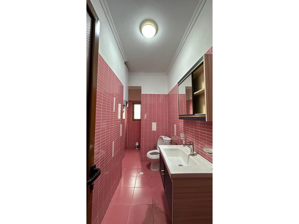 OKAZION, POGRADEC APARTAMENT 1+1 NE SHITJE ME ÇMIM TË DISKUTUESHMËM !!!!