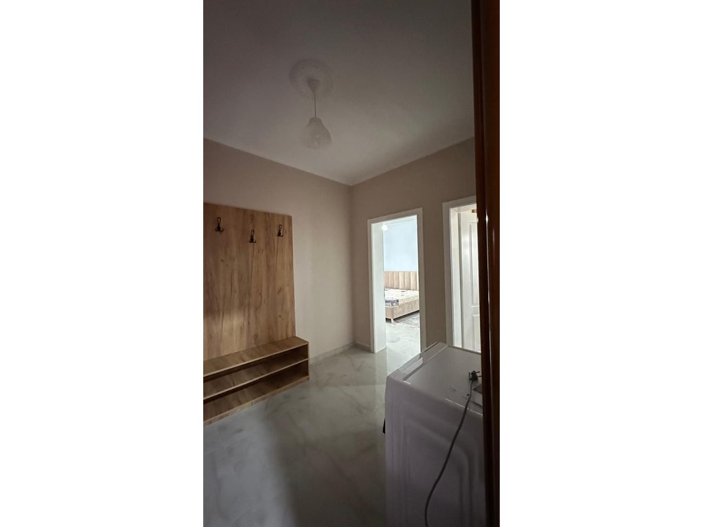 OKAZION, POGRADEC APARTAMENT 1+1 NE SHITJE ME ÇMIM TË DISKUTUESHMËM !!!!