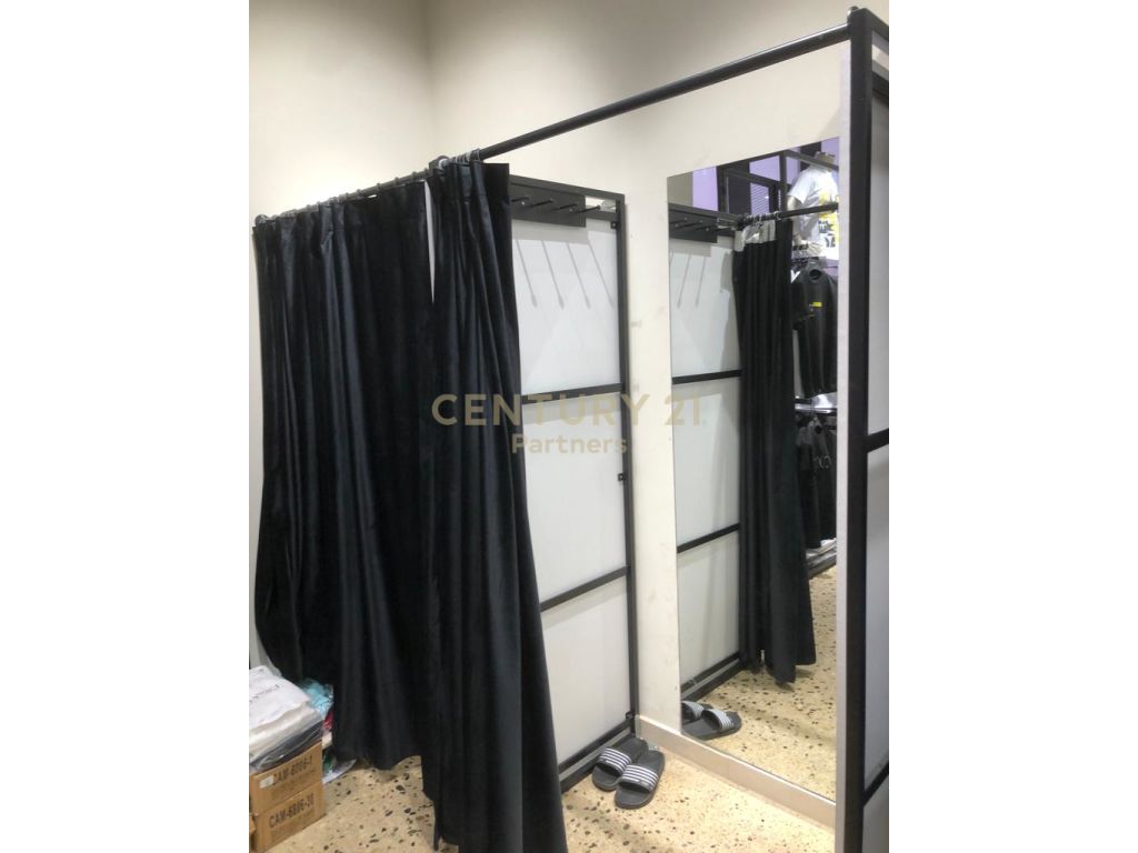SHESIM AMBIENT KOMERCIAL NE MEDRESE TEK EMERALD CENTER!