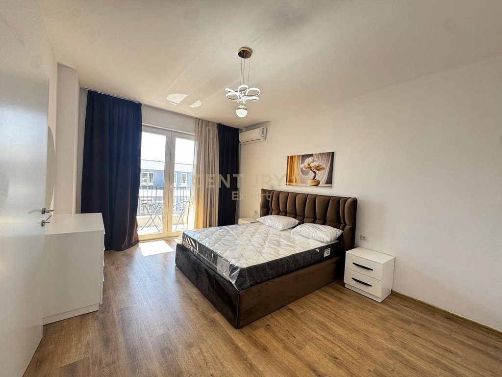 JAPIM ME QERA APARTAMENT 2+1 TE PABANUAR ME PARE TEK UNIVERS CITY!